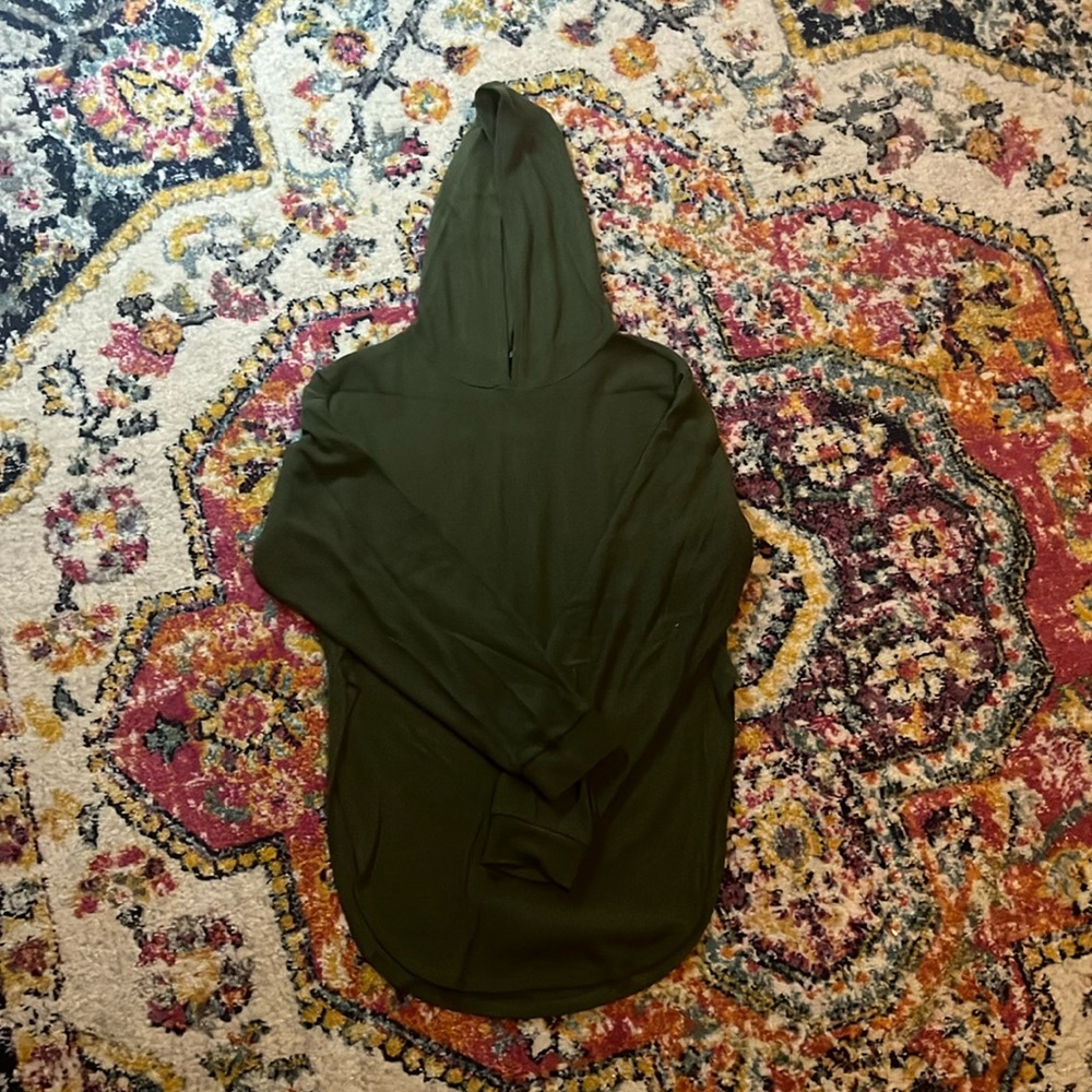 olive green sweatoutfit. This outfitt is cozy but not extremely warm.